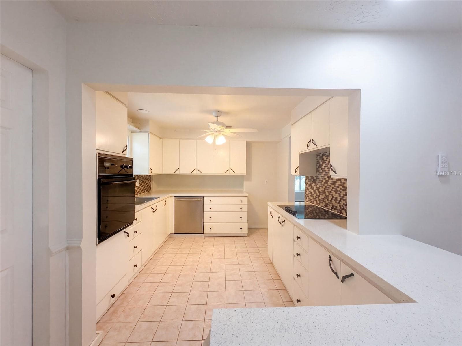 Single Family Residence at 3010 HATTON ST, SARASOTA, photo 7 of 25