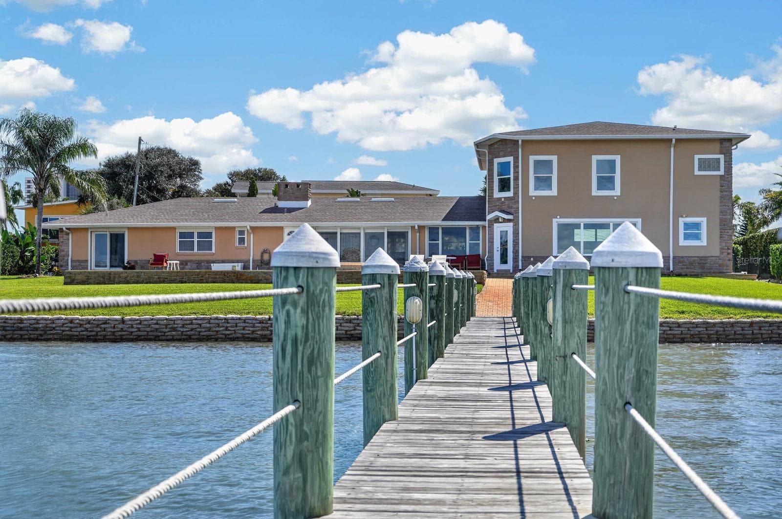 Single Family Residence at 14 GRANVILLE CIR, DAYTONA BEACH, photo 2 of 46