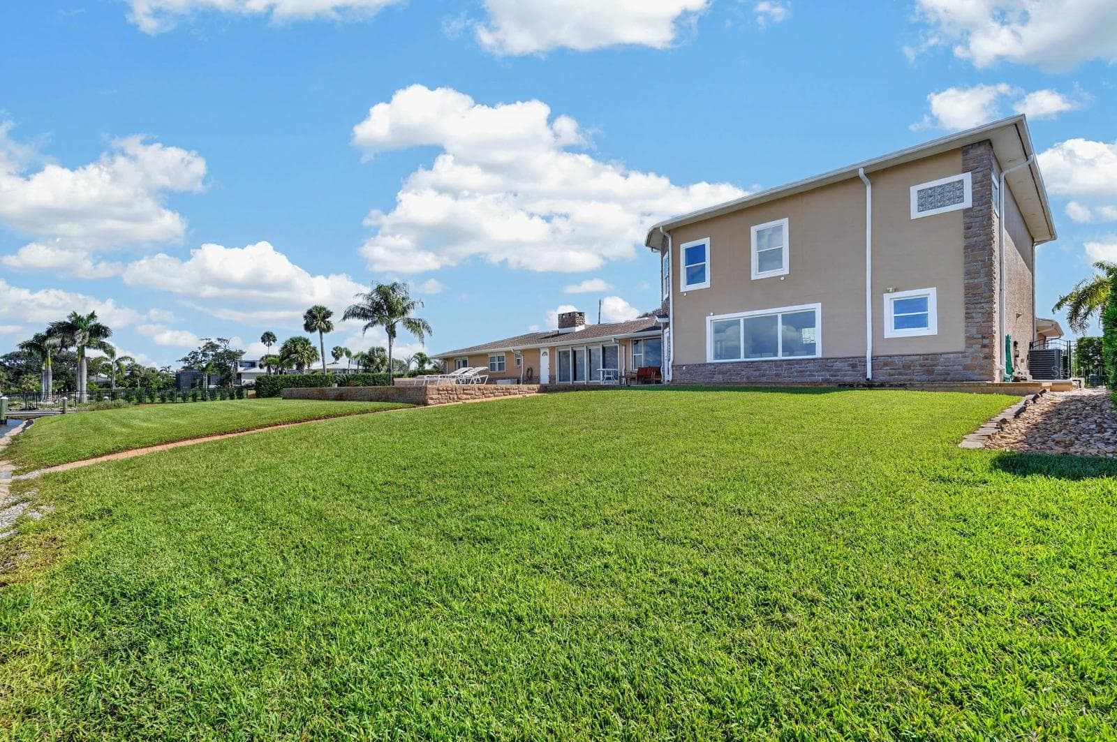Single Family Residence at 14 GRANVILLE CIR, DAYTONA BEACH, photo 36 of 46