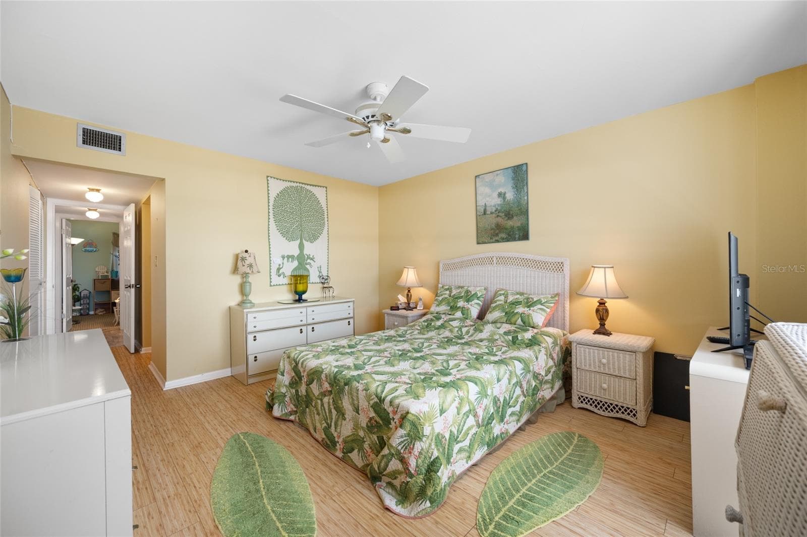 Condominium at 285 107 AVE #306, TREASURE ISLAND, photo 21 of 36