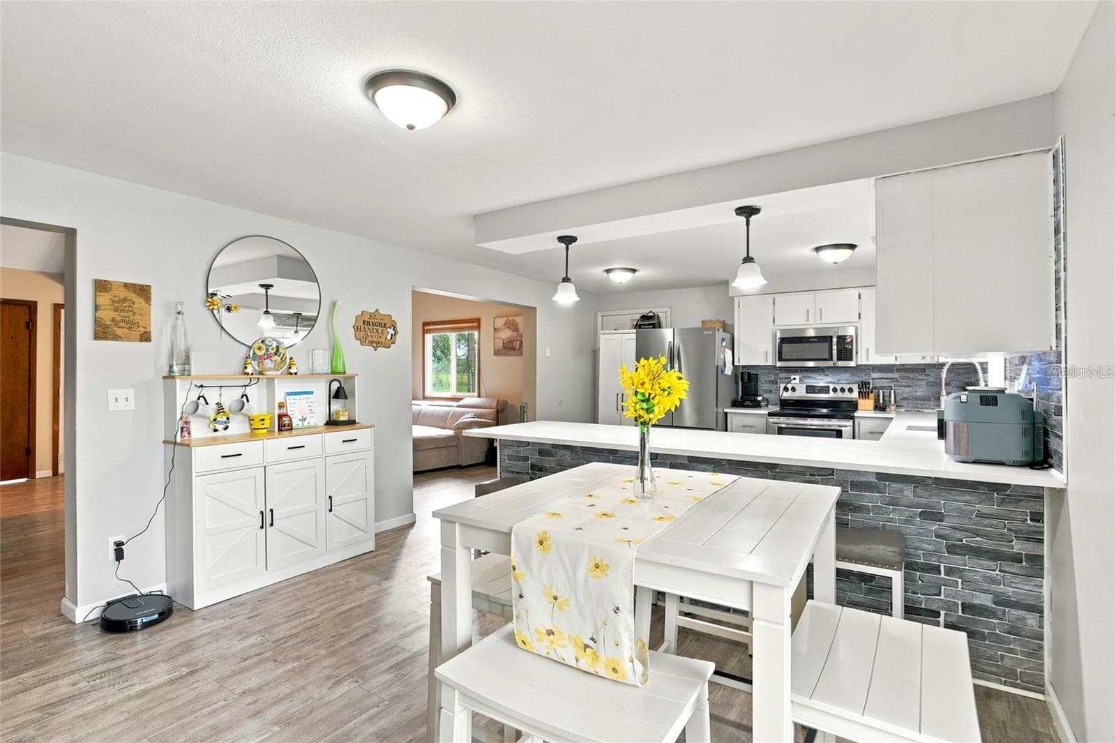 Single Family Residence at 1518 DICKENS RD, LAKE WALES, photo 2 of 50