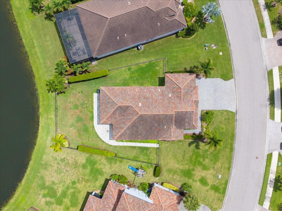 Single Family Residence at 13240 SAW PALM CRK, BRADENTON, photo 43 of 45