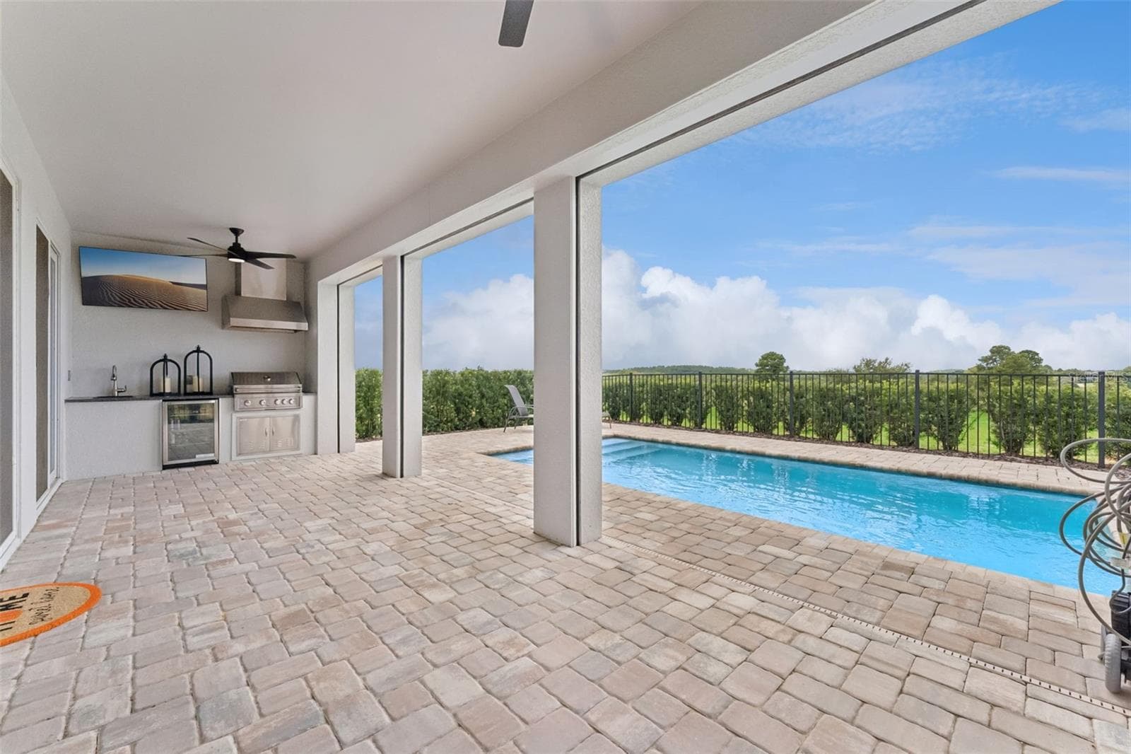 Single Family Residence at 16020 TRIVOLI CIR, MONTVERDE, photo 41 of 61
