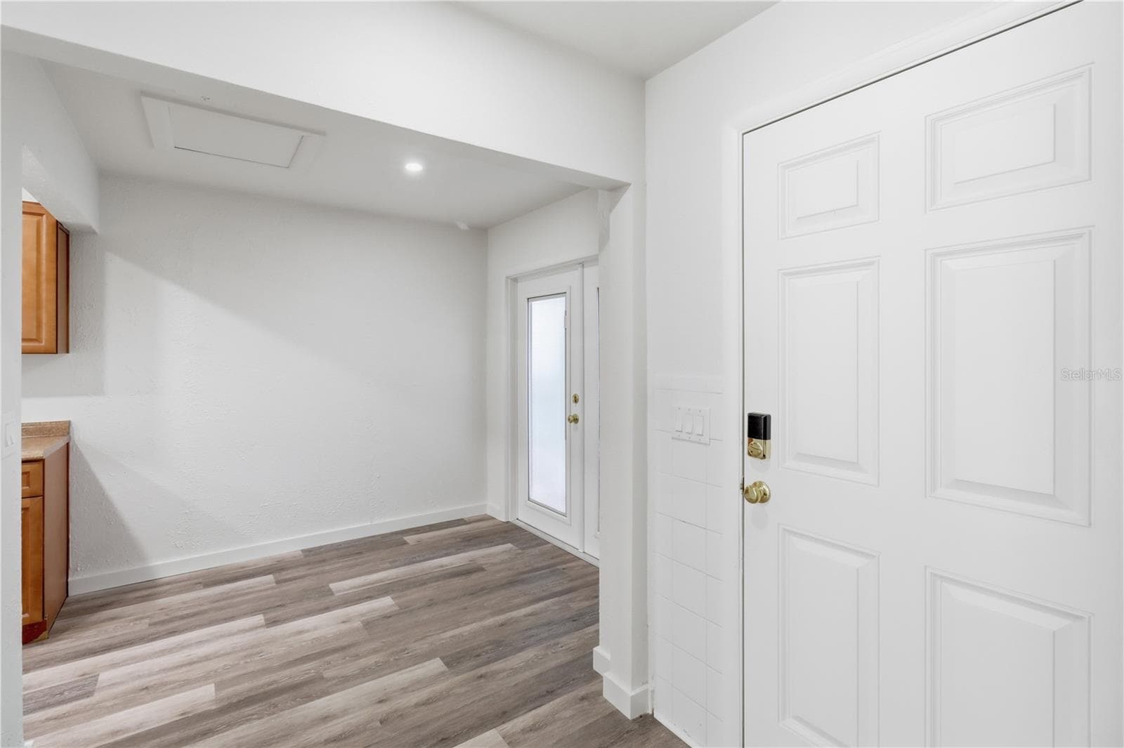 Townhouse at 2302 BARBADOS DR, WINTER PARK, photo 3 of 35