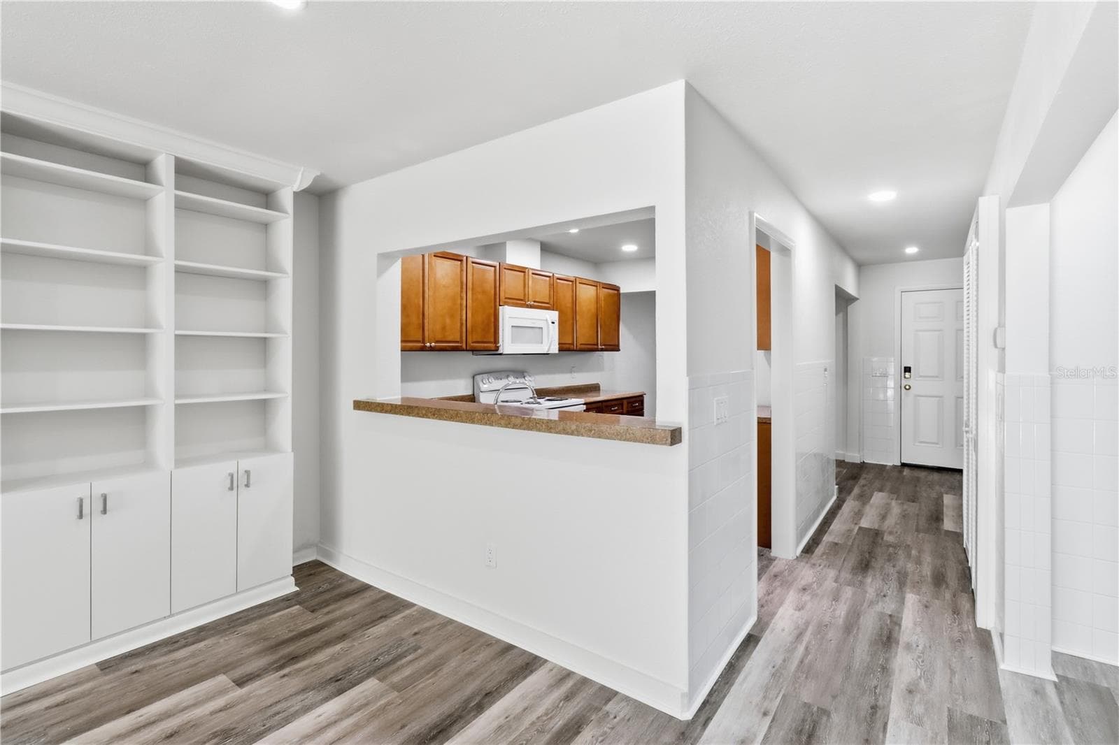 Townhouse at 2302 BARBADOS DR, WINTER PARK, photo 10 of 35