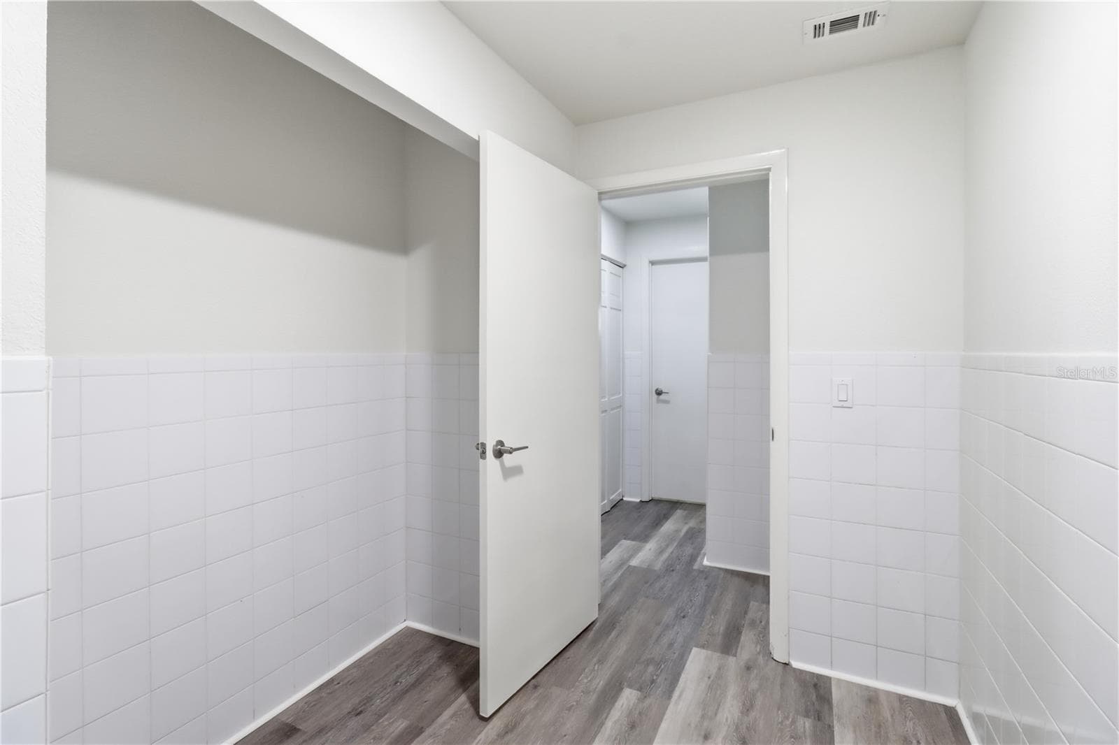Townhouse at 2302 BARBADOS DR, WINTER PARK, photo 24 of 35