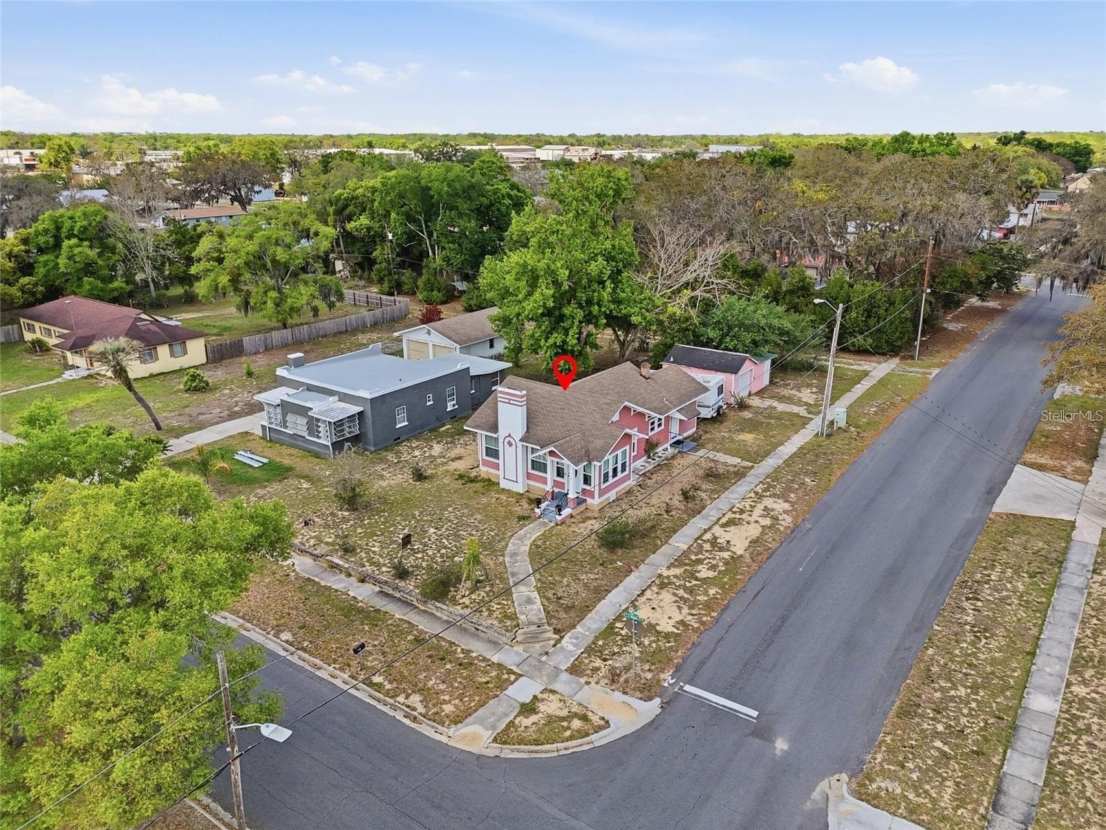Single Family Residence at 18 E ORANGE ST, DAVENPORT, photo 24 of 27