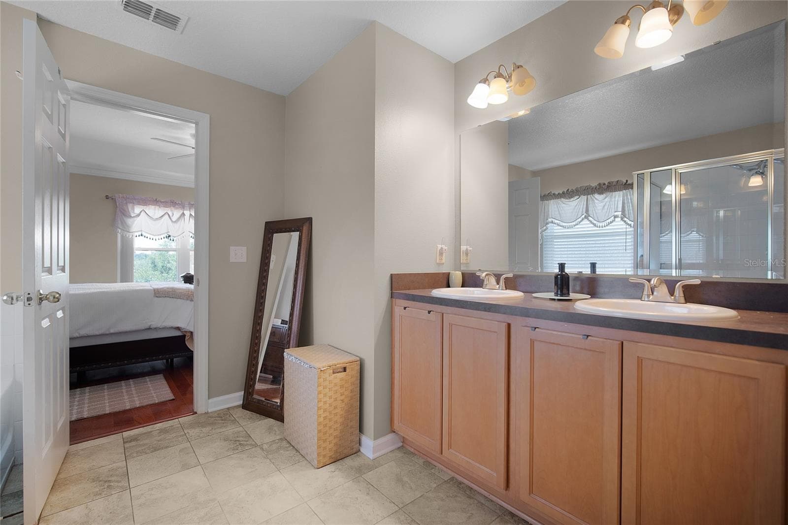 Single Family Residence at 2388 YELLOW GRASS CT, APOPKA, photo 28 of 36