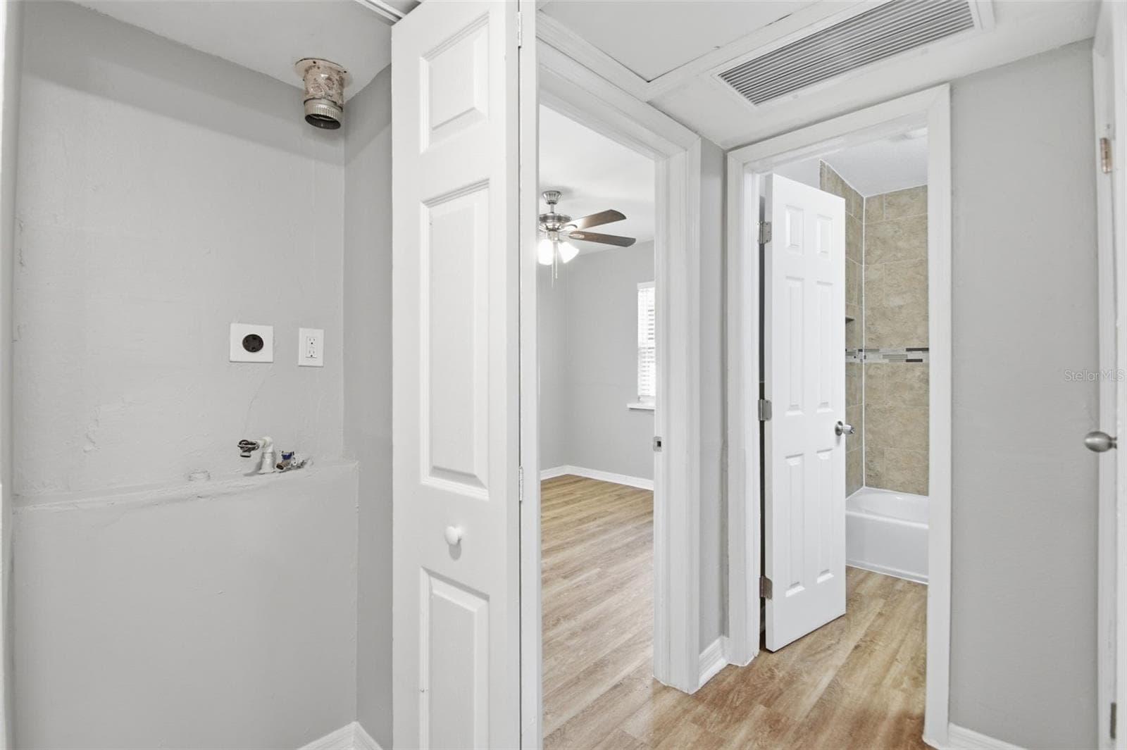 Single Family Residence at 833 61ST AVE NE, ST PETERSBURG, photo 35 of 42