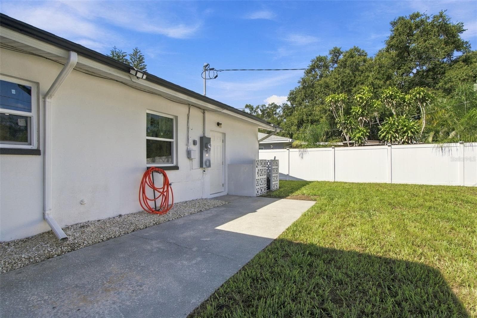 Single Family Residence at 936 LYNDHURST ST, DUNEDIN, photo 51 of 72