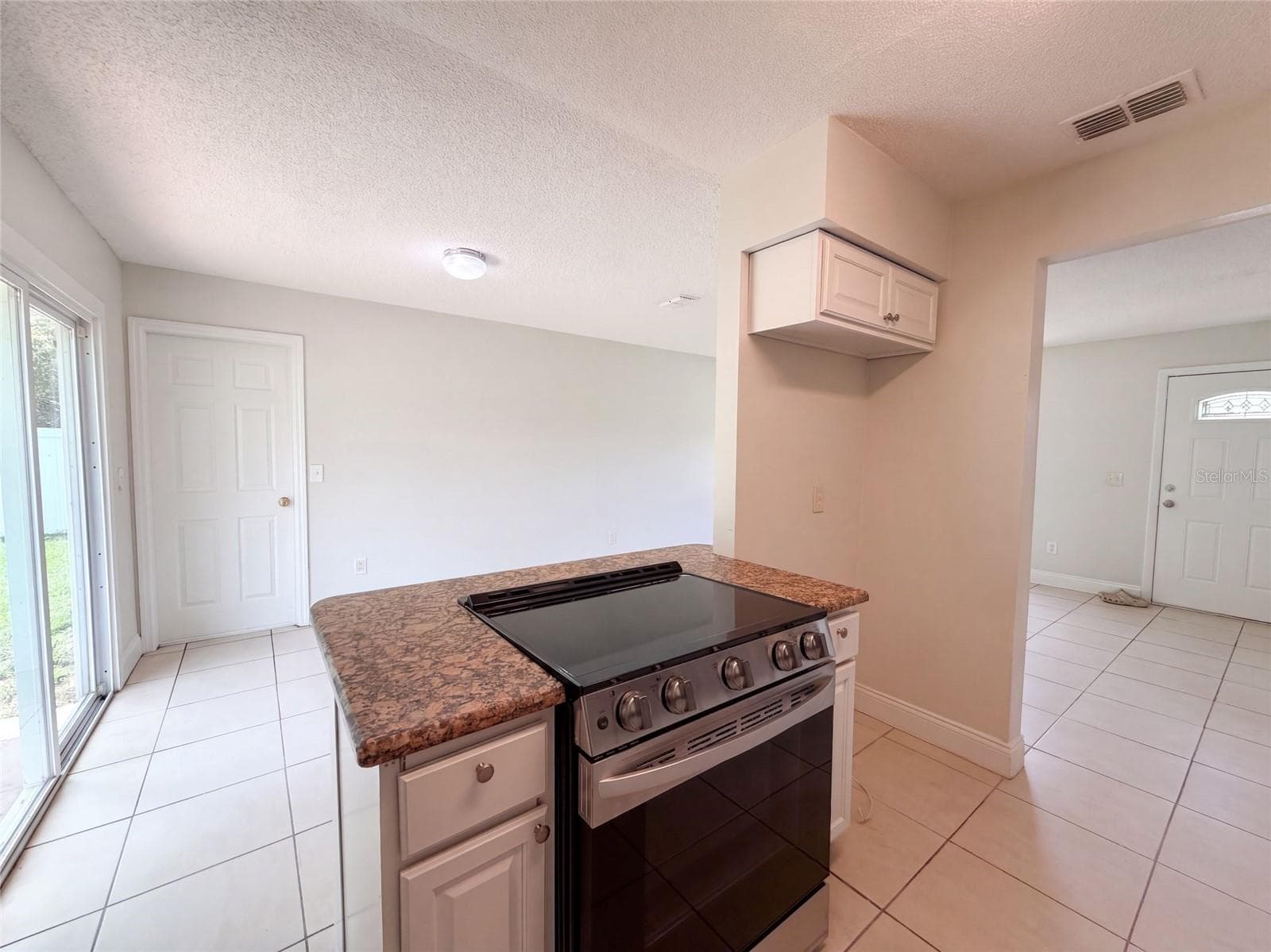 Single Family Residence at 1336 NADINE DR, DELTONA, photo 7 of 19