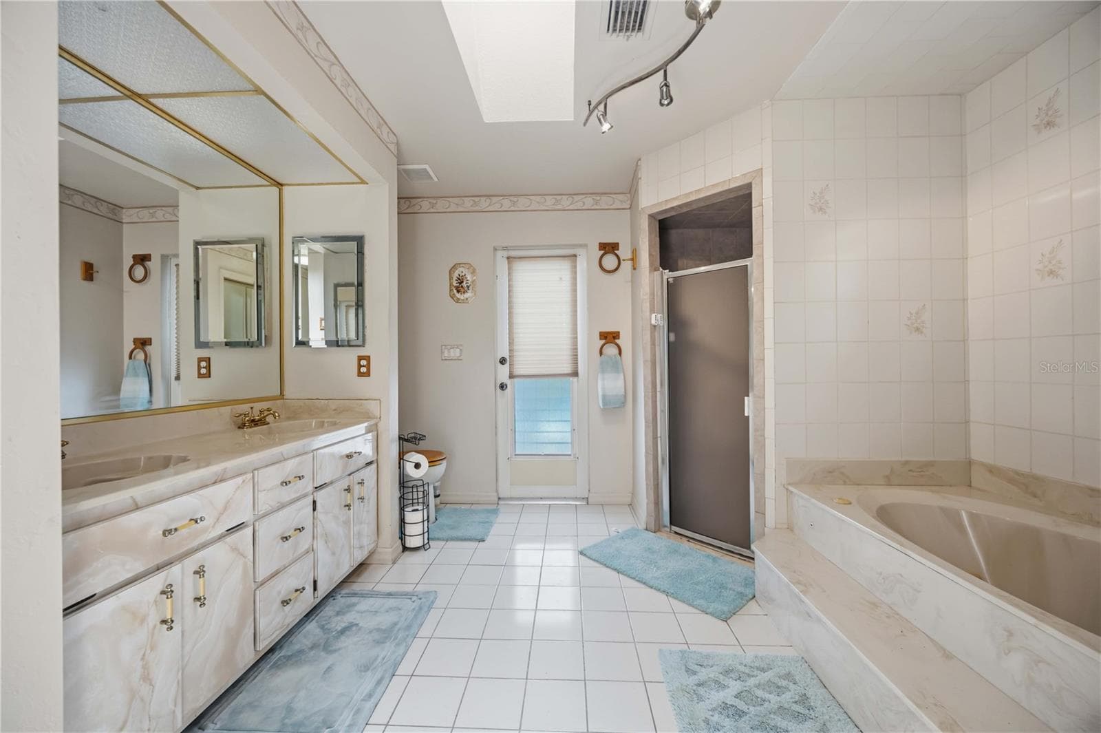 Single Family Residence at 23179 AVACADO AVE, PORT CHARLOTTE, photo 26 of 43