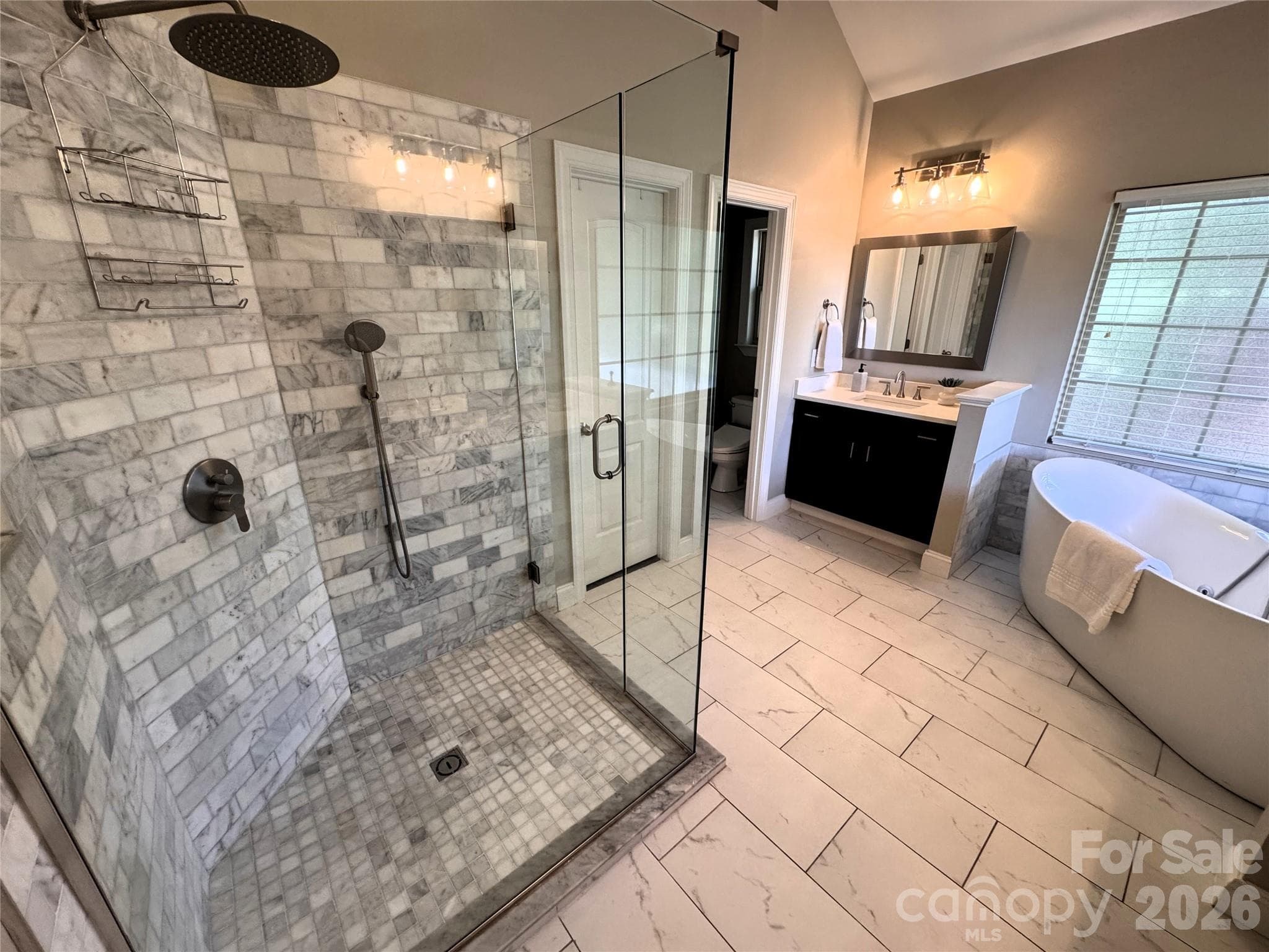 Single Family Residence at 3301 Carlisle Court, Fort Mill, photo 16 of 33