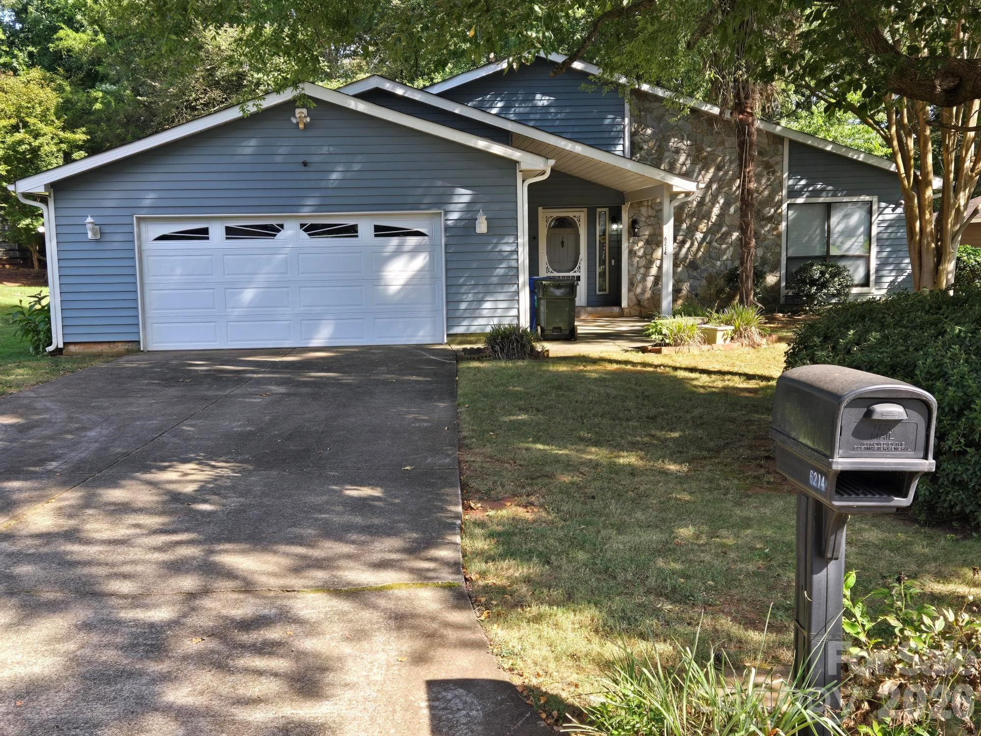 Single Family Residence at 6214 Elkington Lane, Mint Hill, photo 2 of 38