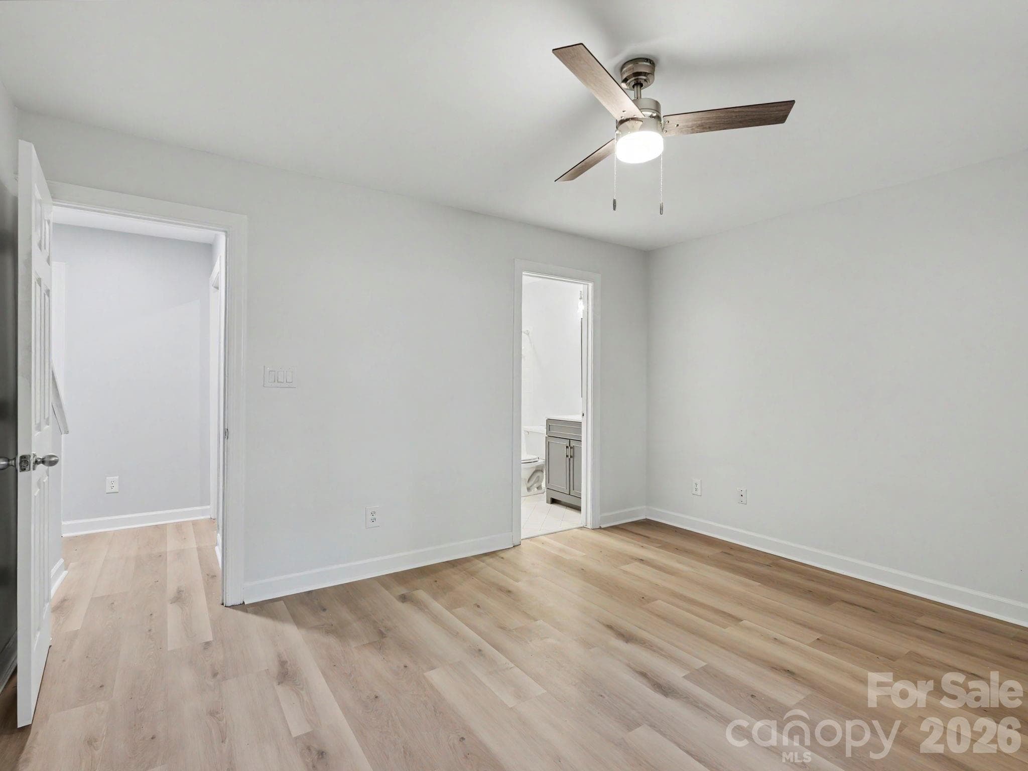 Townhouse at 14546 Waterside Drive, Charlotte, photo 26 of 41