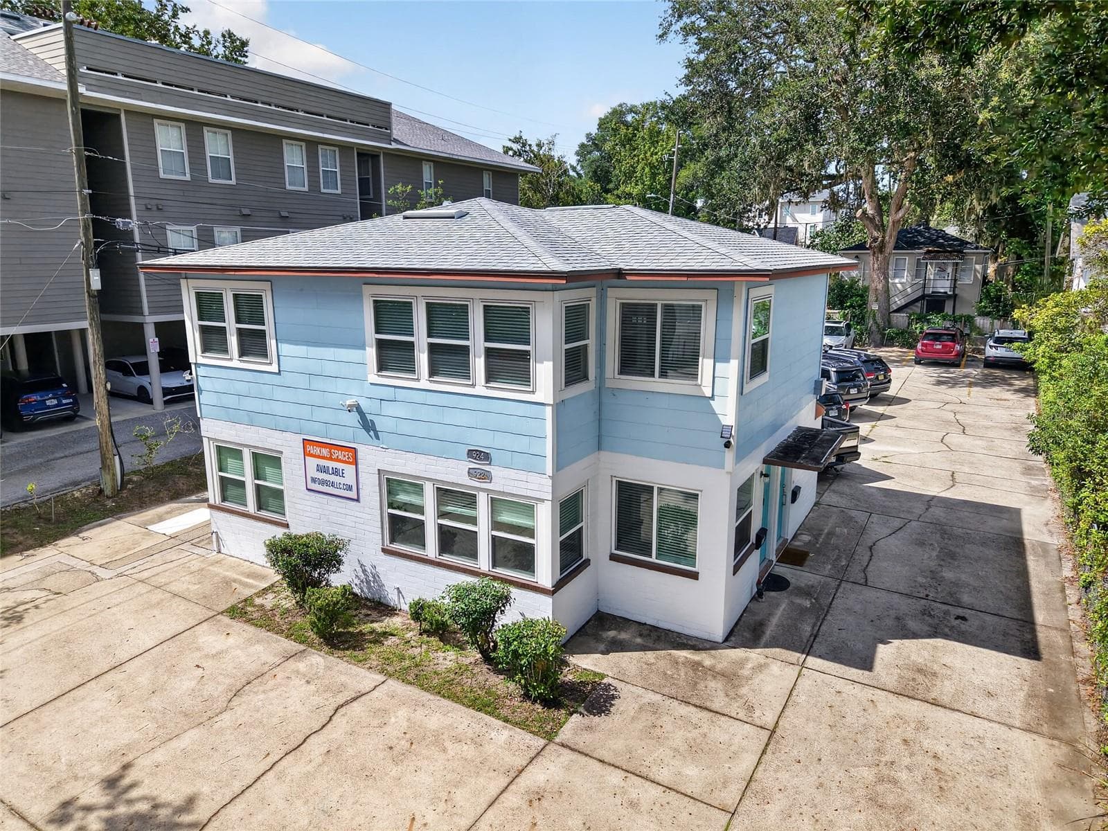 922 SW 7TH AVE