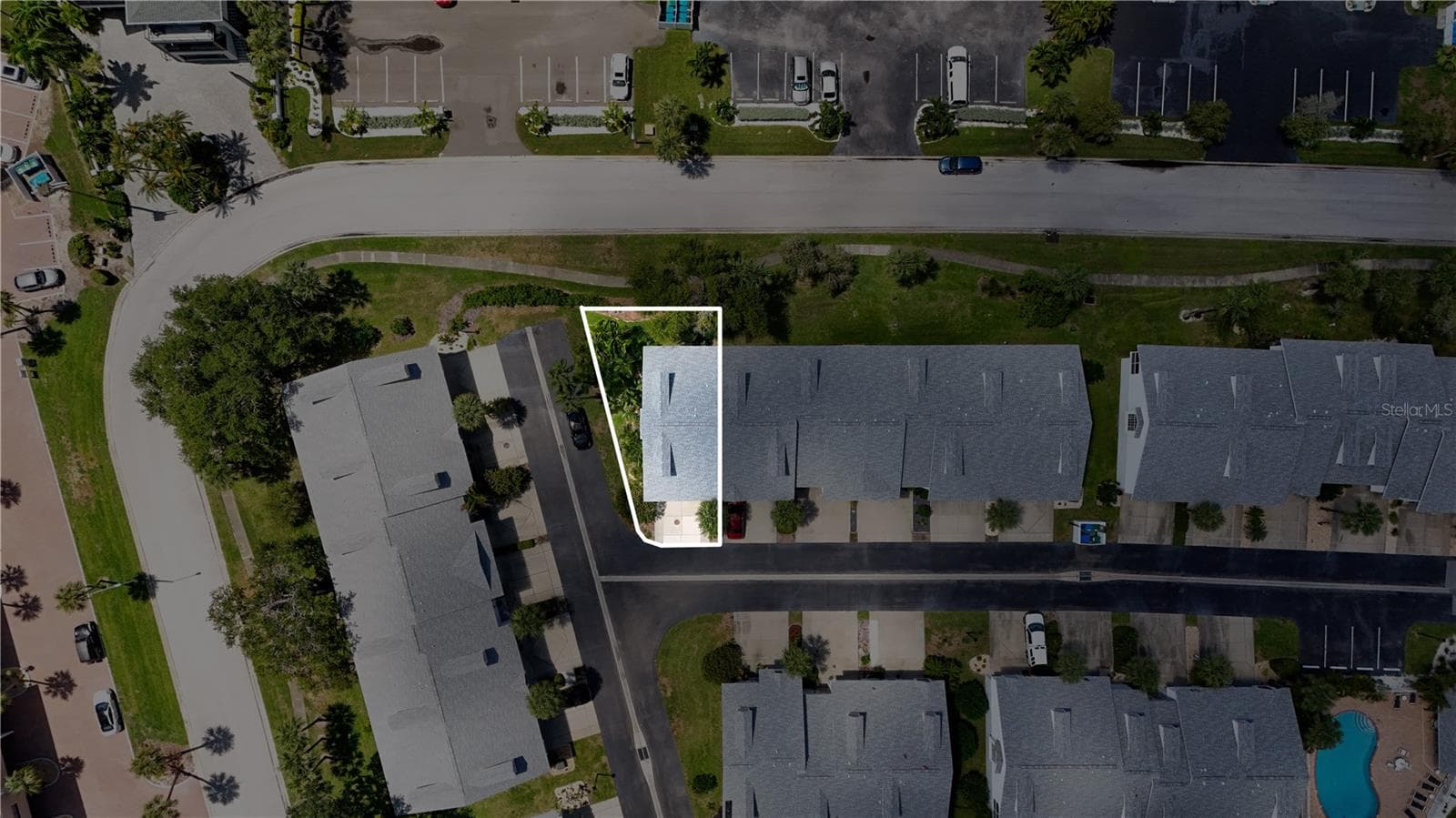 Condominium at 168 SUN ISLE CIR #168, TREASURE ISLAND, photo 38 of 43