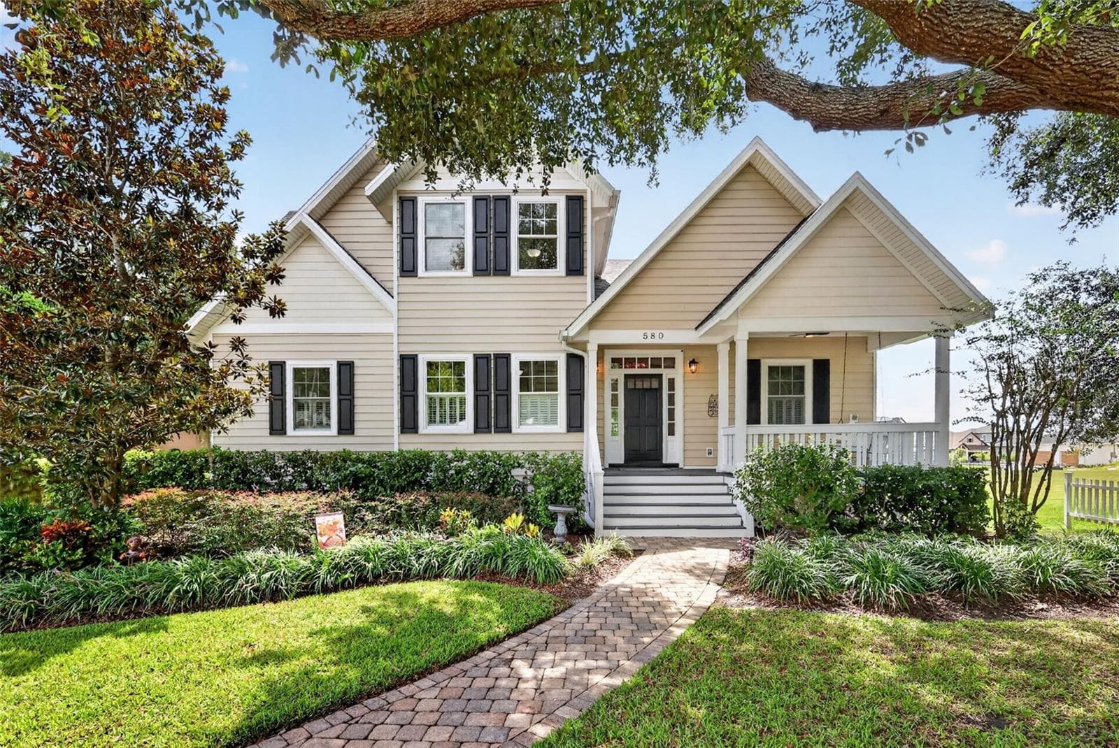 Single Family Residence at 580 W 10TH AVE, MOUNT DORA, photo 3 of 100