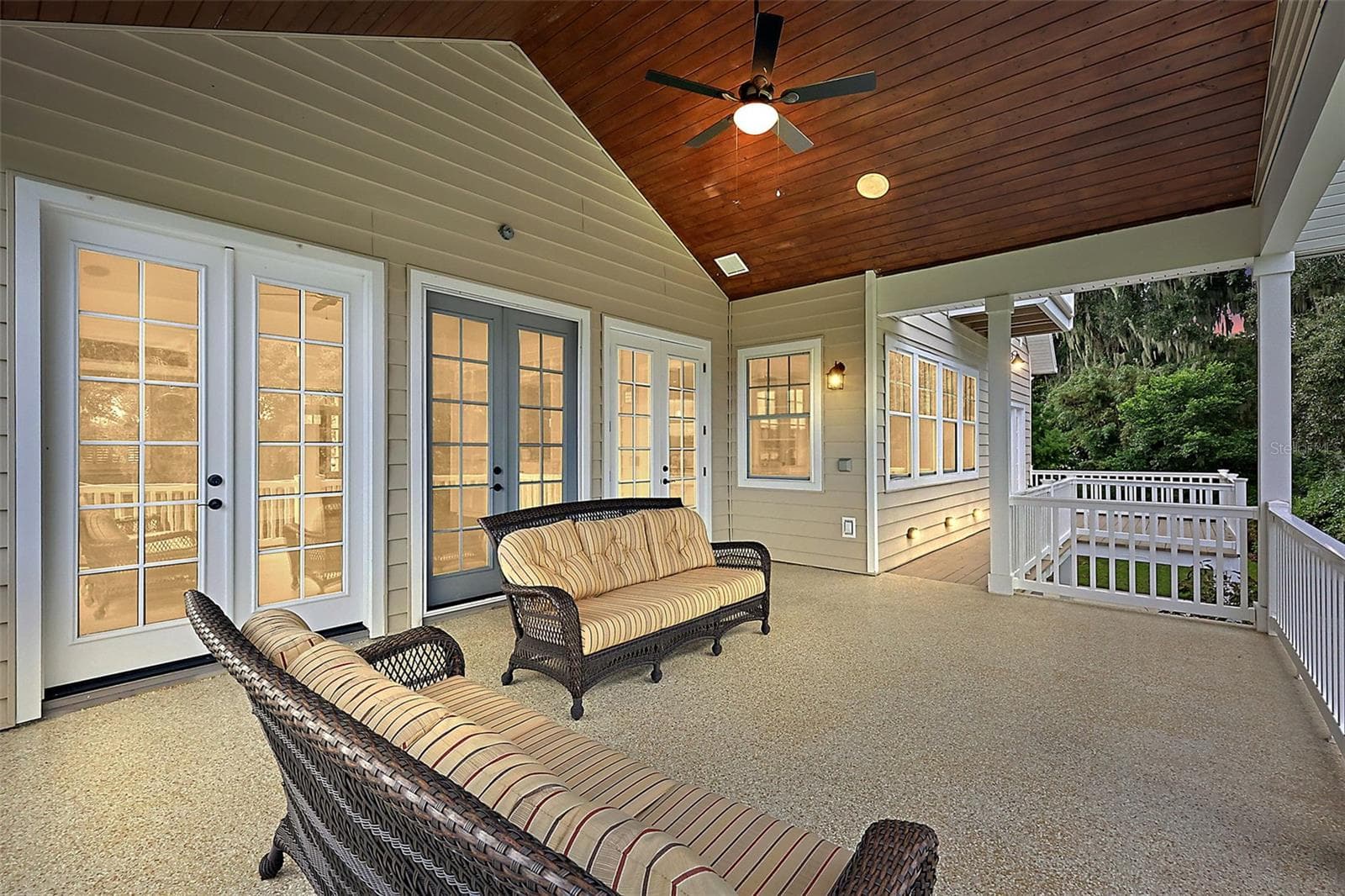 Single Family Residence at 580 W 10TH AVE, MOUNT DORA, photo 28 of 100