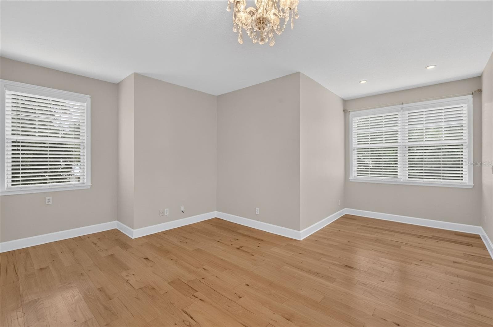 Single Family Residence at 580 W 10TH AVE, MOUNT DORA, photo 49 of 100