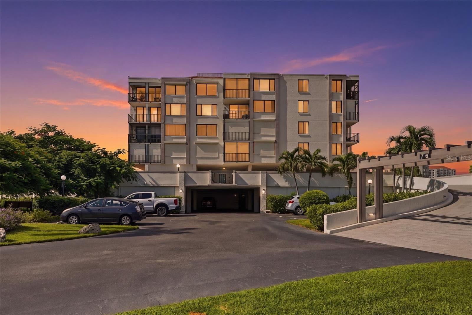 Condominium at 6357 BAHIA DEL MAR BLVD #406, ST PETERSBURG, photo 2 of 30