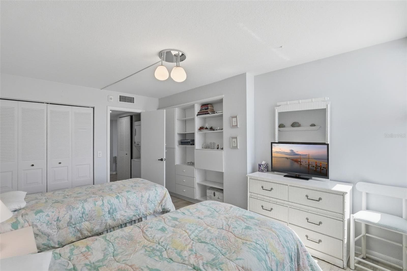 Condominium at 6357 BAHIA DEL MAR BLVD #406, ST PETERSBURG, photo 20 of 30