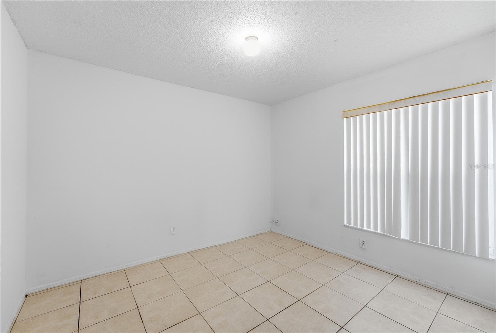 Single Family Residence at 4609 CHEYENNE POINT TRL, KISSIMMEE, photo 12 of 47