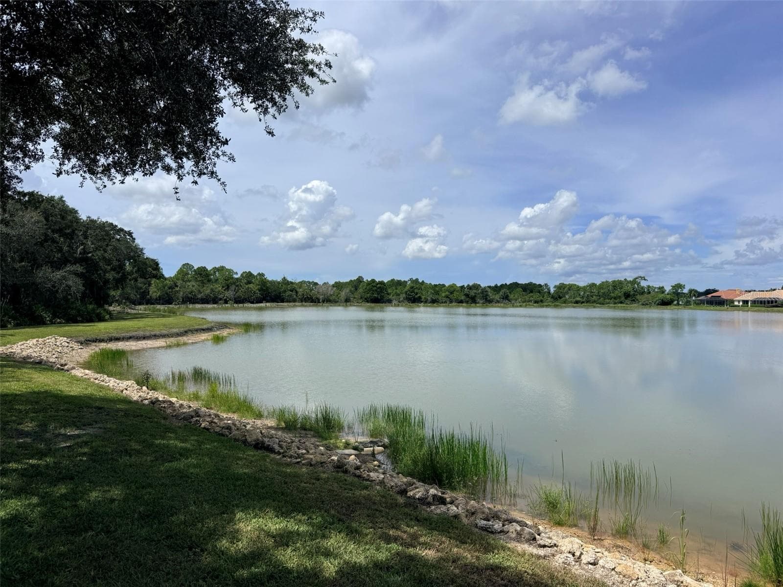 Condominium at 7702 LAKE VISTA CT #303, LAKEWOOD RANCH, photo 48 of 49