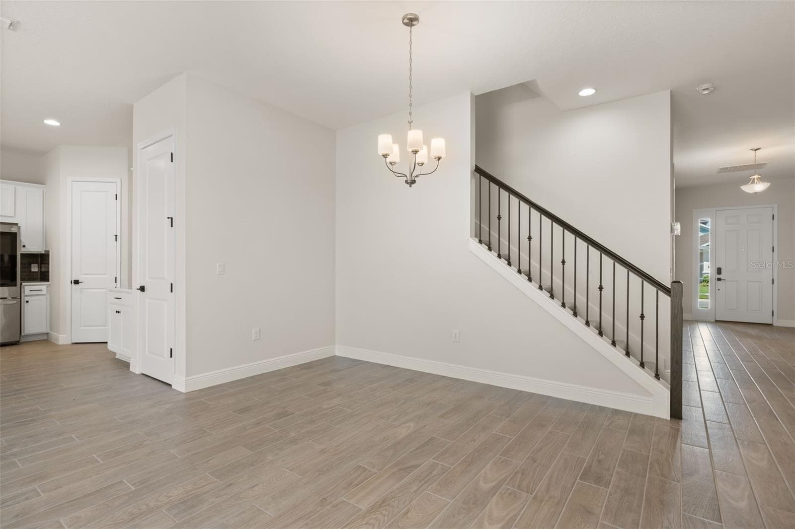 Single Family Residence at 19062 BLUELEAF ST, ORLANDO, photo 75 of 78