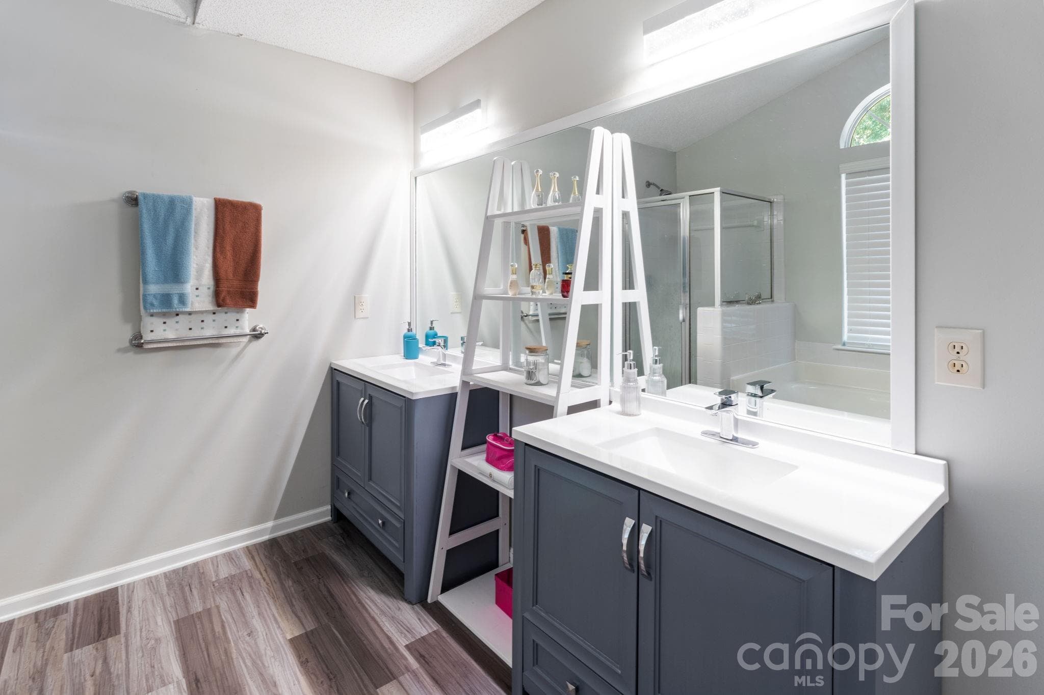 Single Family Residence at 13910 Hatton Cross Drive, Charlotte, photo 21 of 33