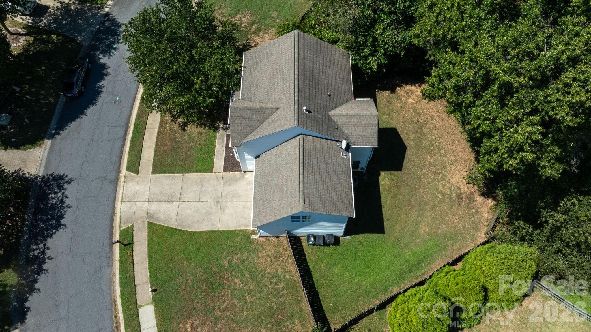 Single Family Residence at 13910 Hatton Cross Drive, Charlotte, photo 31 of 33