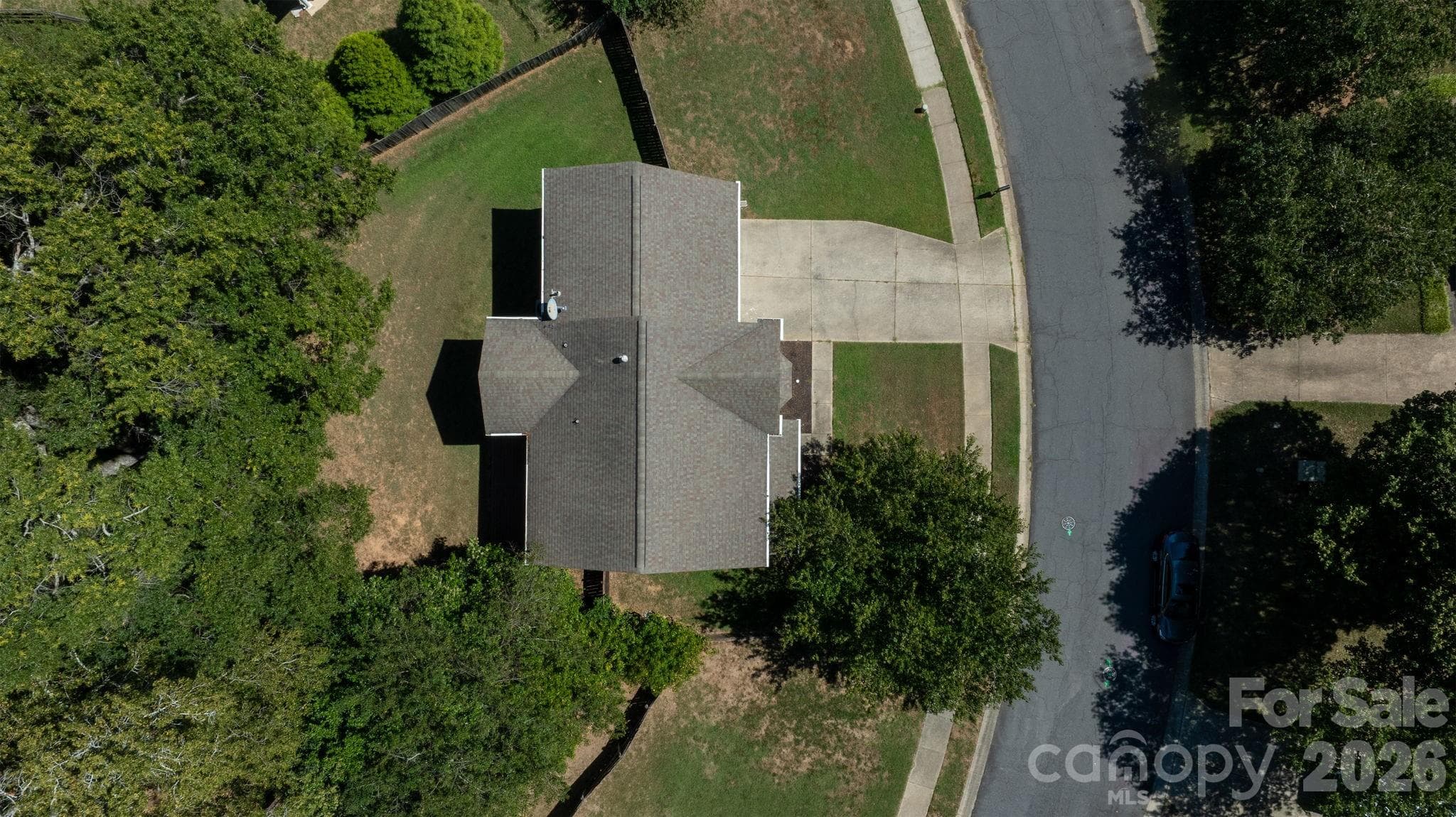 Single Family Residence at 13910 Hatton Cross Drive, Charlotte, photo 32 of 33