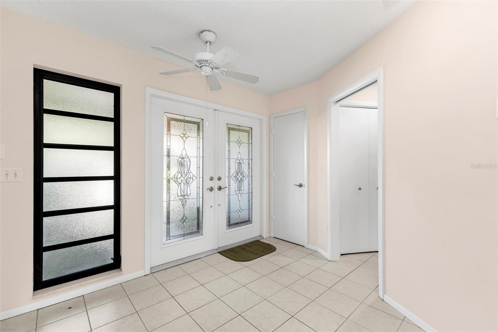 Single Family Residence at 26212 MADRAS CT, PUNTA GORDA, photo 10 of 61