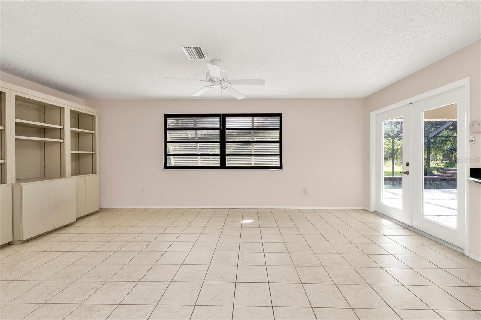 Living room - 26212 MADRAS CT, PUNTA GORDA