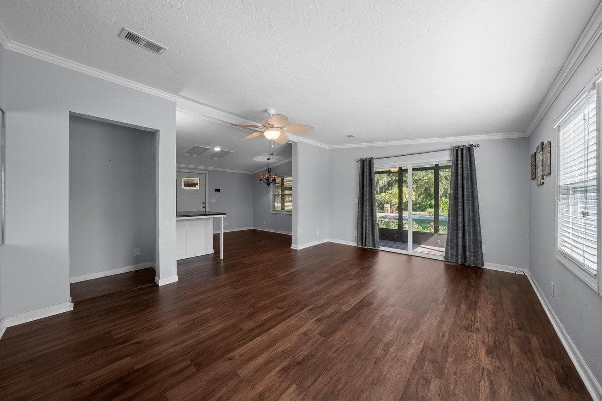 Manufactured Home at 15346 CARROLLS CT, TAVARES, photo 18 of 47