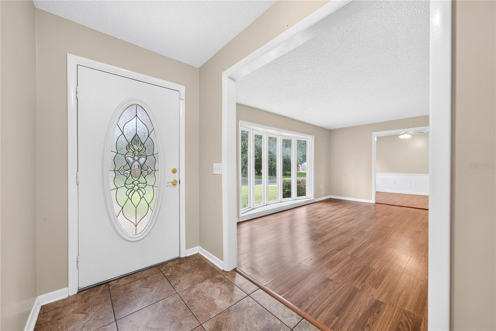 Single Family Residence at 383 PALM DR, OVIEDO, photo 4 of 35