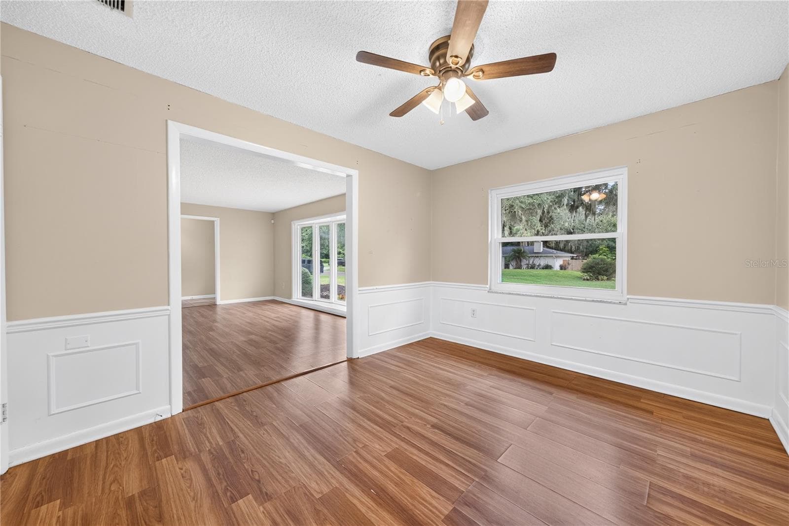 Single Family Residence at 383 PALM DR, OVIEDO, photo 9 of 35