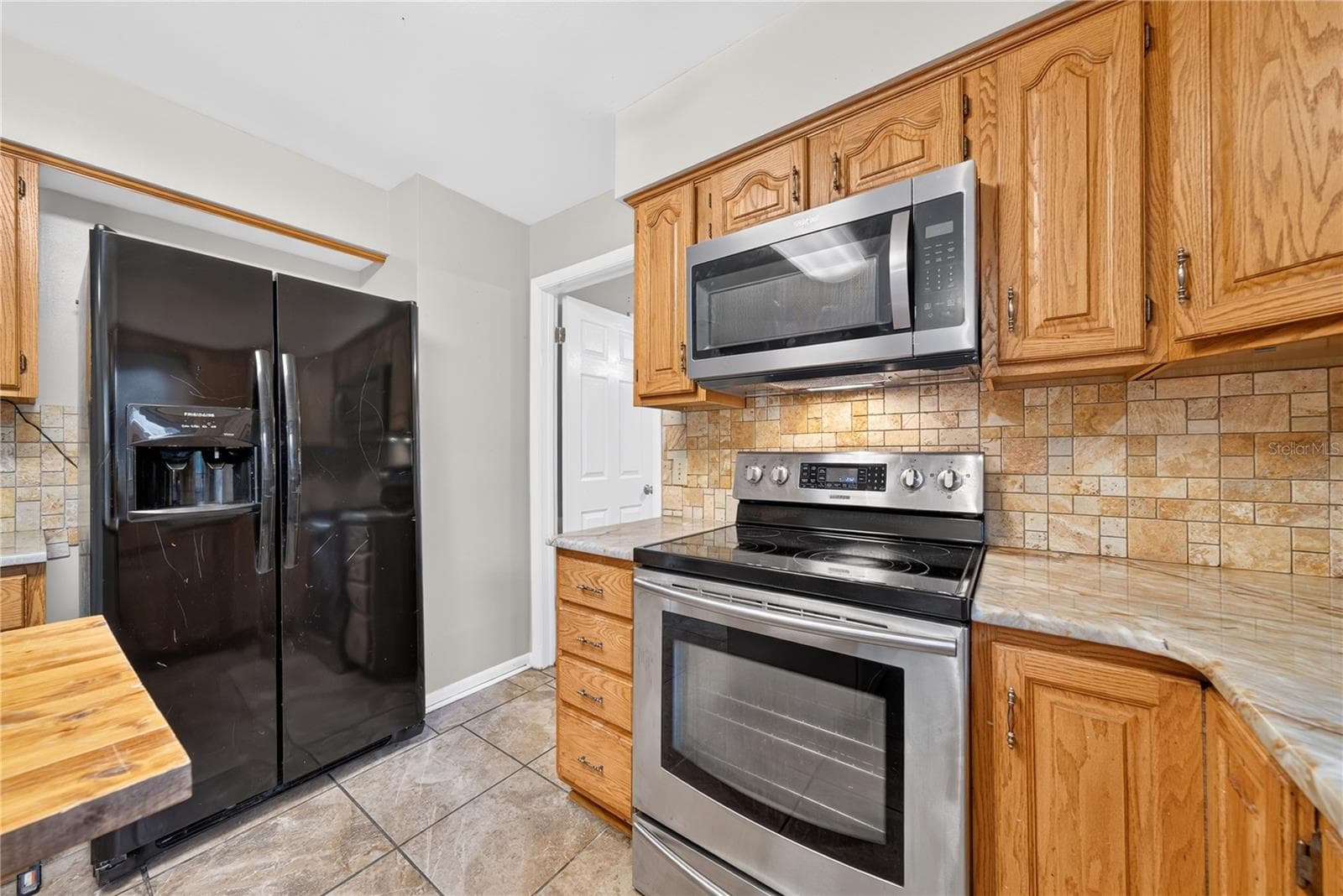 Single Family Residence at 383 PALM DR, OVIEDO, photo 12 of 35