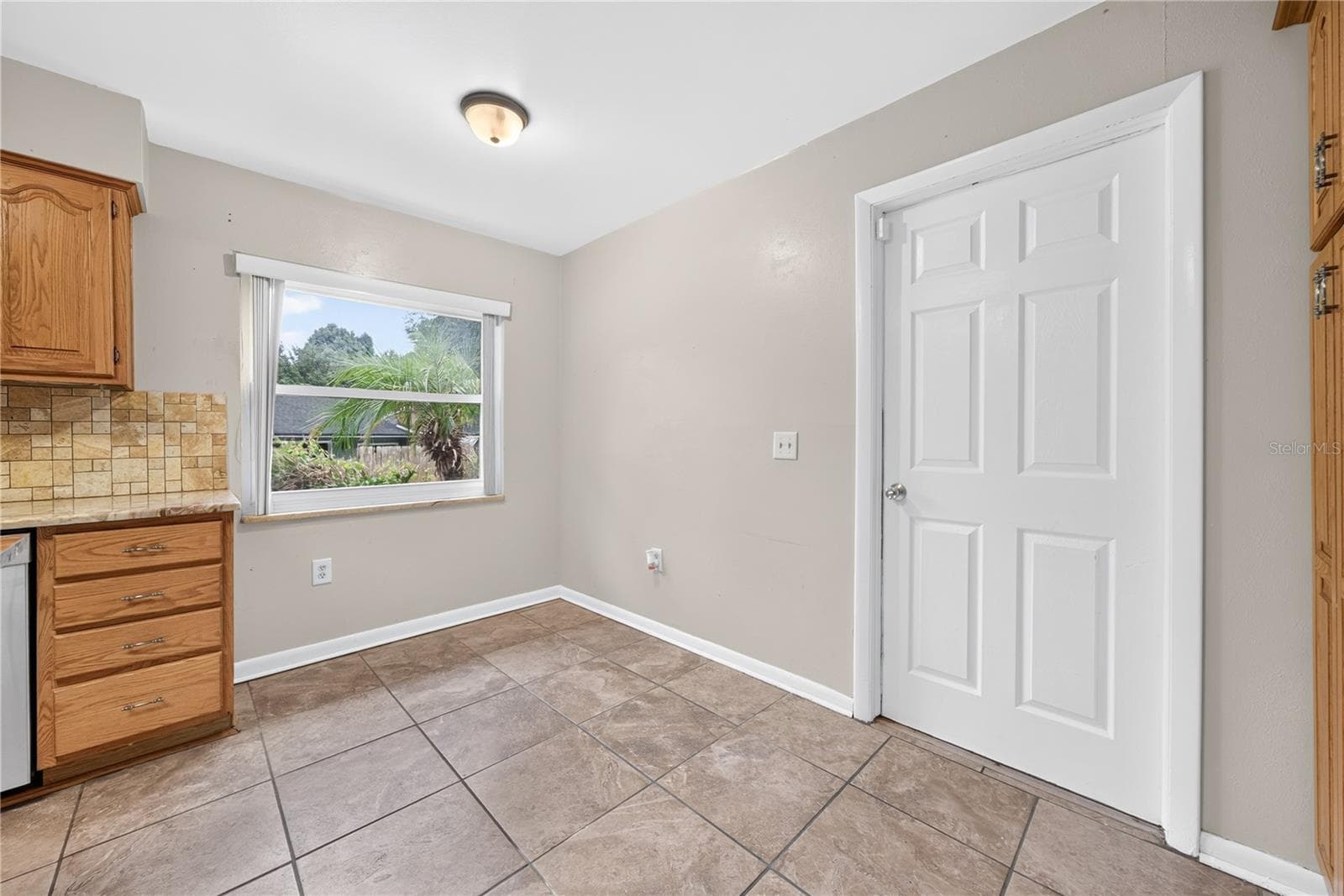 Single Family Residence at 383 PALM DR, OVIEDO, photo 13 of 35