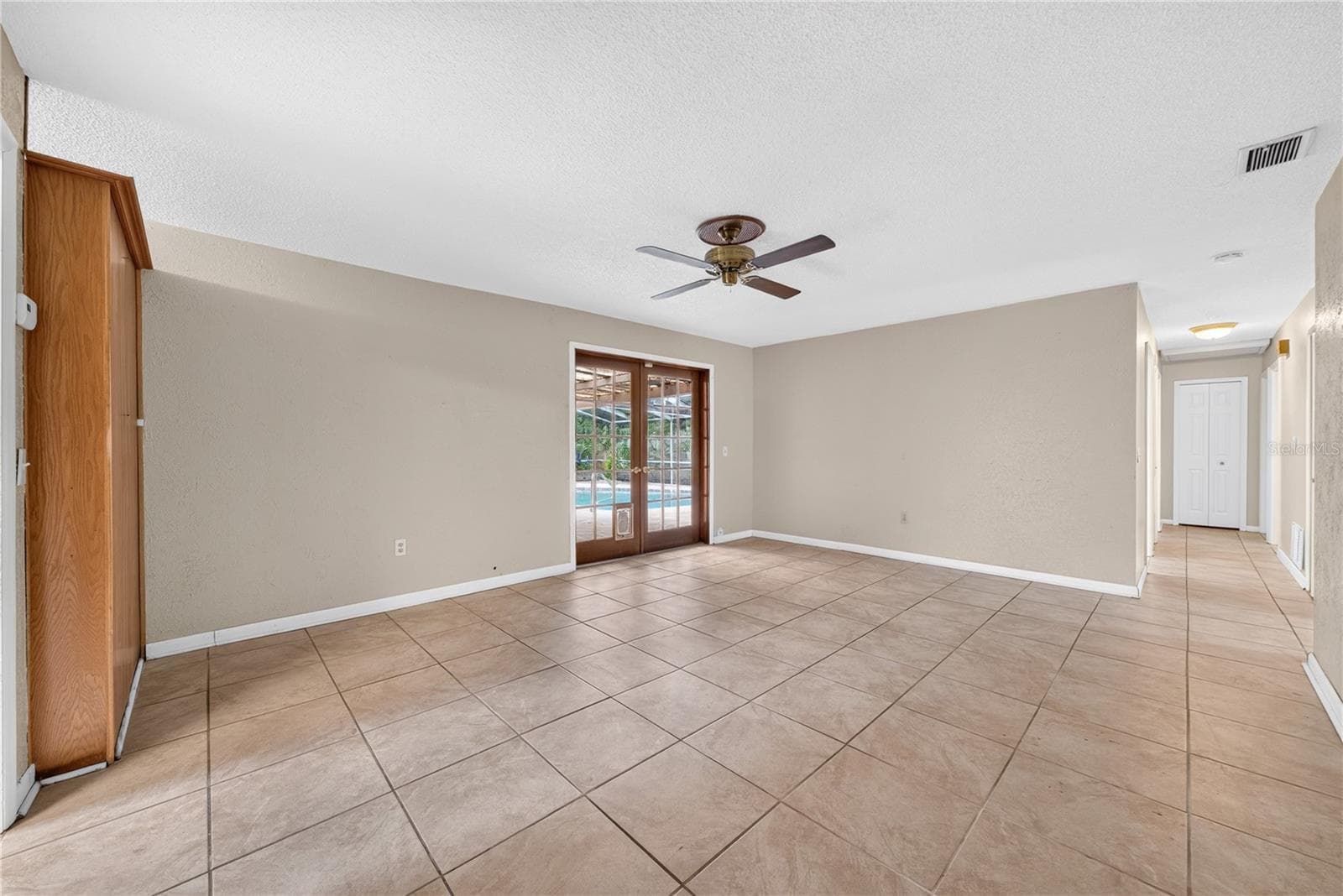 Single Family Residence at 383 PALM DR, OVIEDO, photo 18 of 35