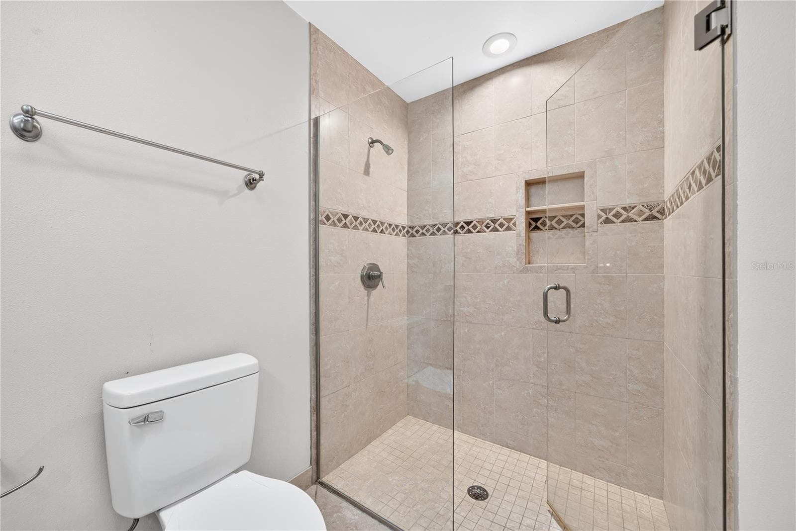 Single Family Residence at 383 PALM DR, OVIEDO, photo 21 of 35