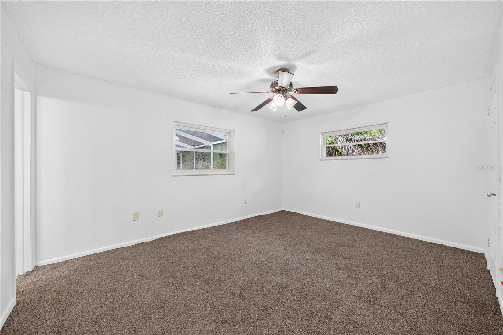 Single Family Residence at 383 PALM DR, OVIEDO, photo 23 of 35