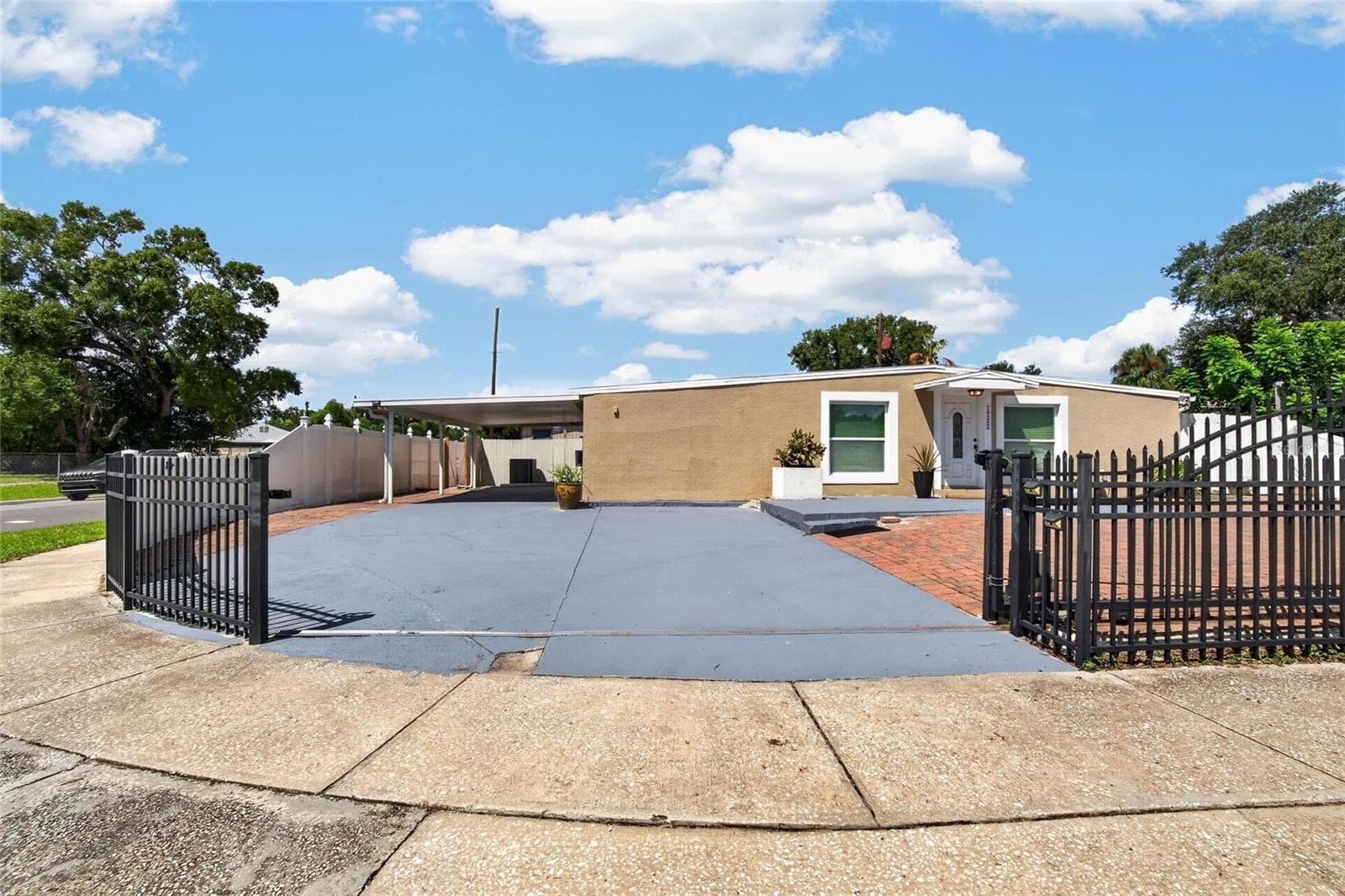 Automatic Sliding Gate - 1727 WAIKIKI WAY, TAMPA