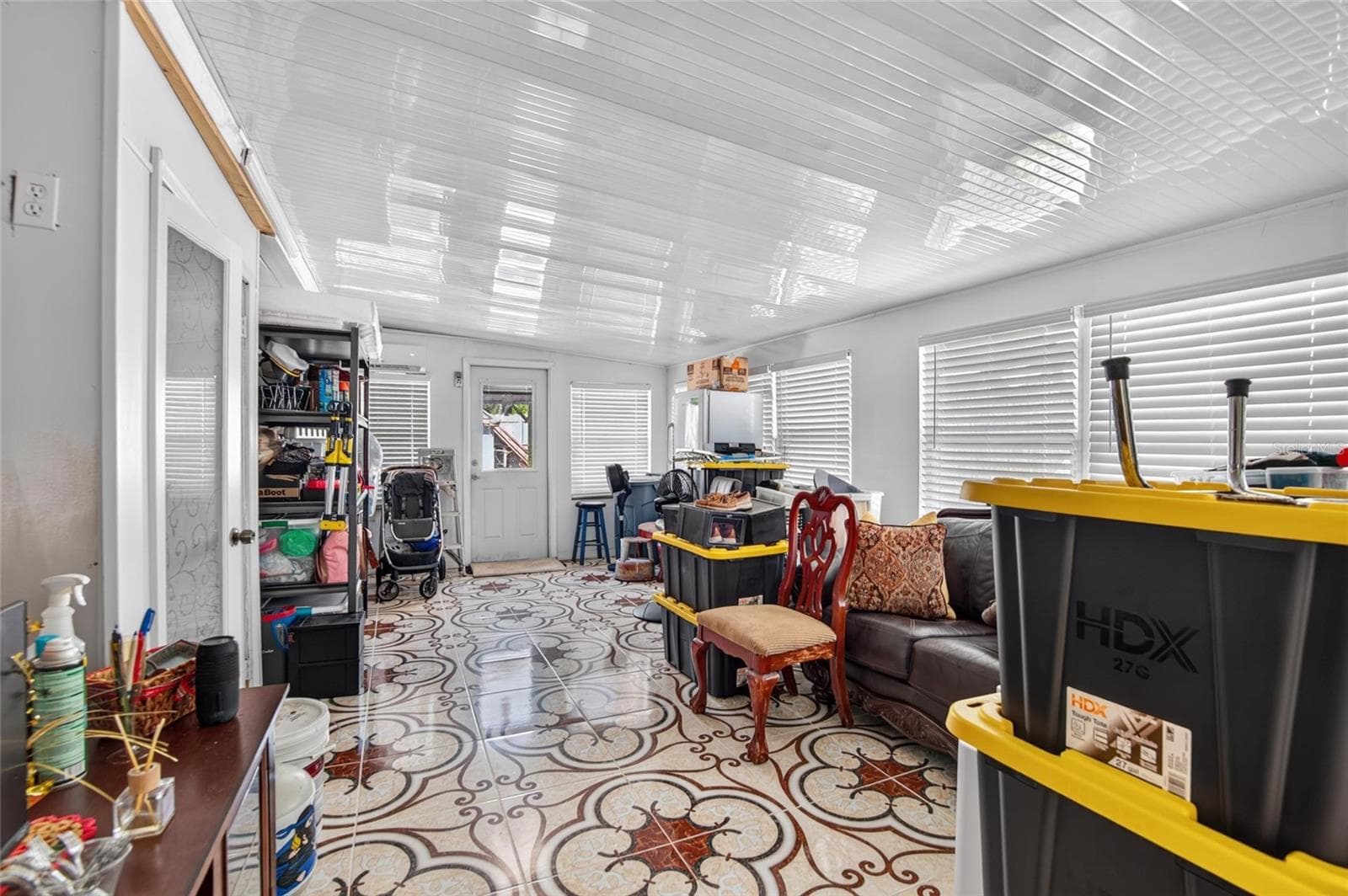 Bonus Room (with AC) - 276 Square Feet - 1727 WAIKIKI WAY, TAMPA