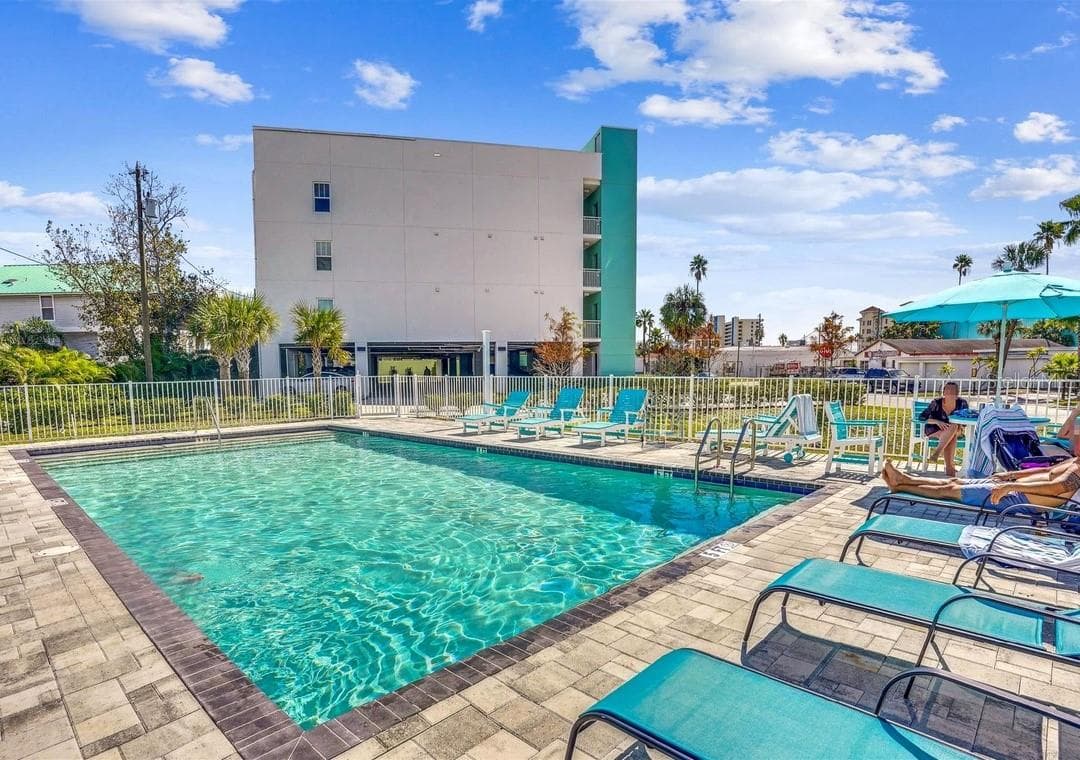 Condominium at 15305 1ST ST E #305, MADEIRA BEACH, photo 22 of 34