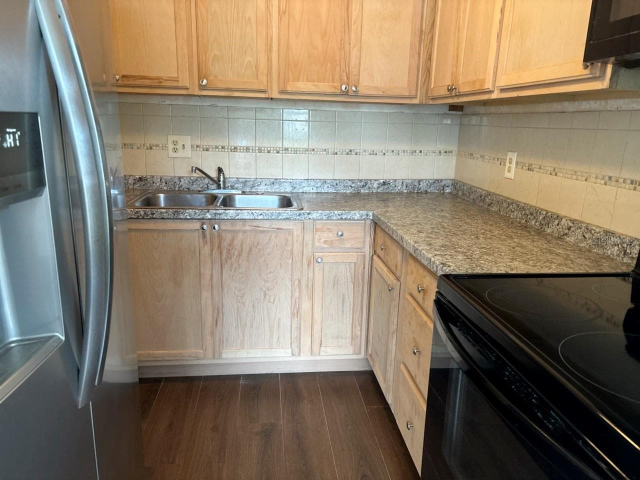 Condominium at 1000 79TH AVE N #102, ST PETERSBURG, photo 6 of 15