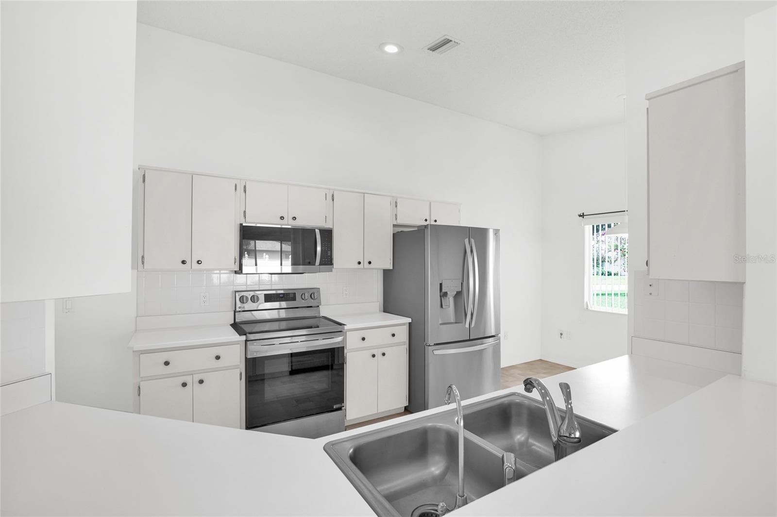 Single Family Residence at 35 WESTGATE LN, PALM COAST, photo 10 of 28