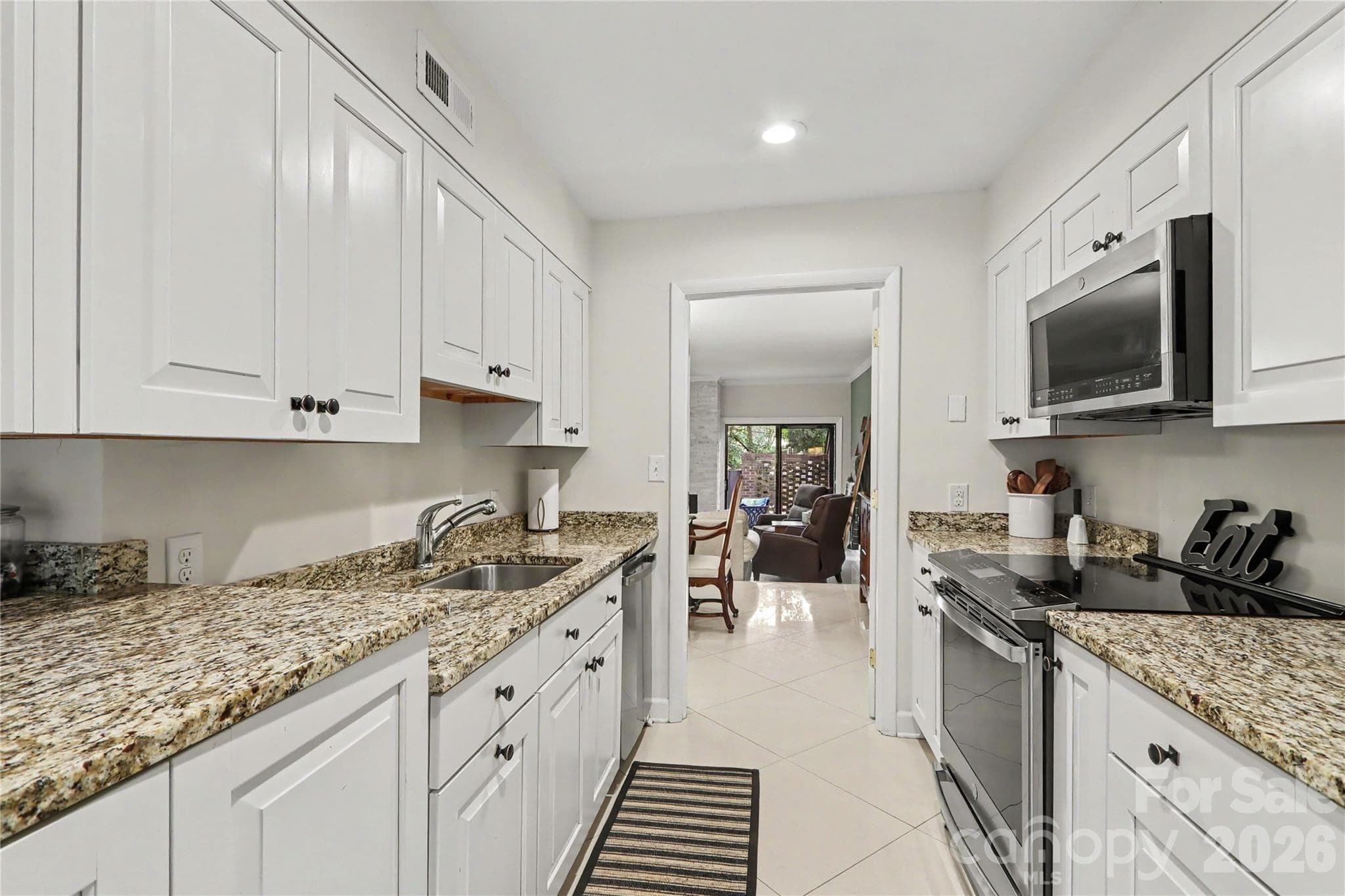 Kitchen - 5811 Sharon Road, Charlotte