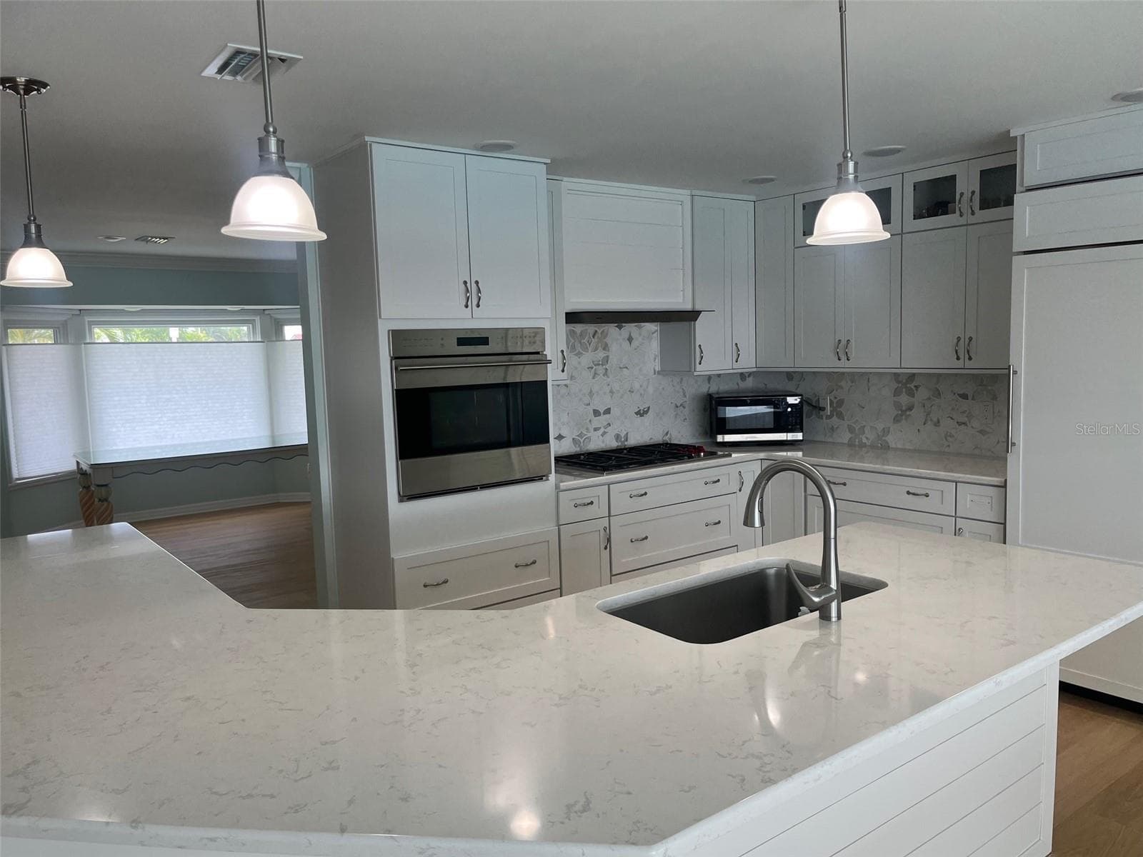 Kitchen - 601 64TH AVE, ST PETE BEACH