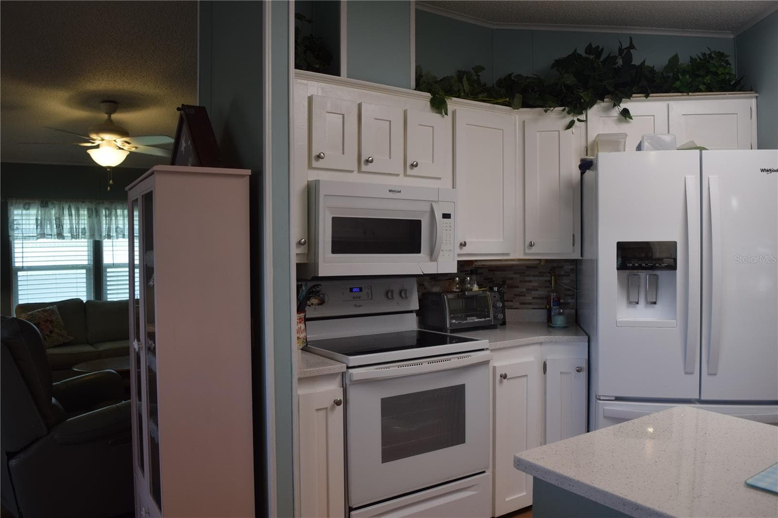 Manufactured Home at 37530 POCO AVE, ZEPHYRHILLS, photo 20 of 40